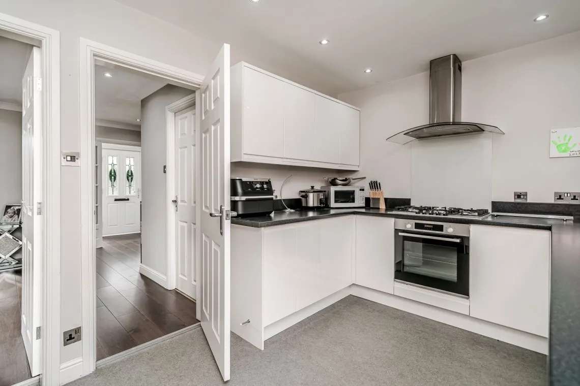 Holland House Road, Walton-Le-Dale, PR5, photo 19