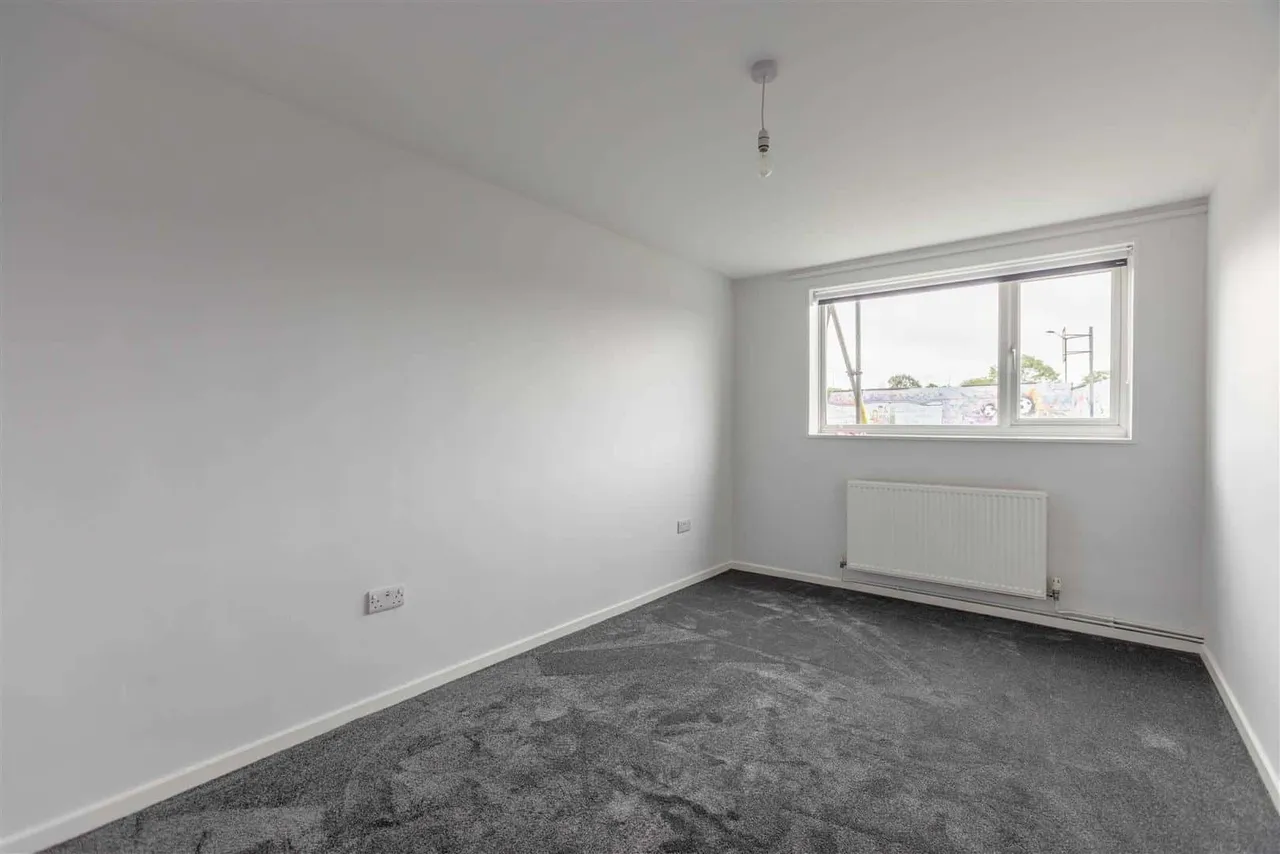 Grampian Way, Slough, SL3 8UG, photo 7