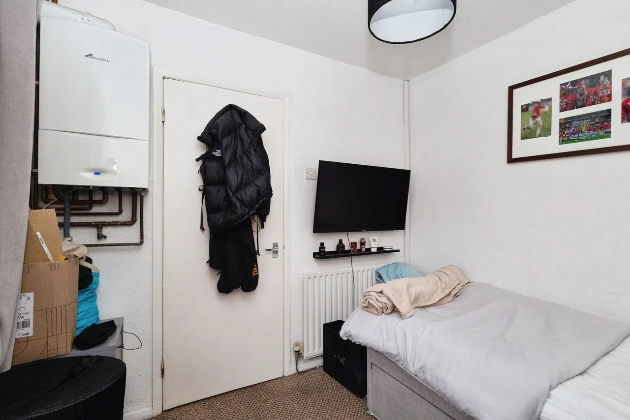Surrey Way, Stockport, Greater Manchester, SK5, photo 8