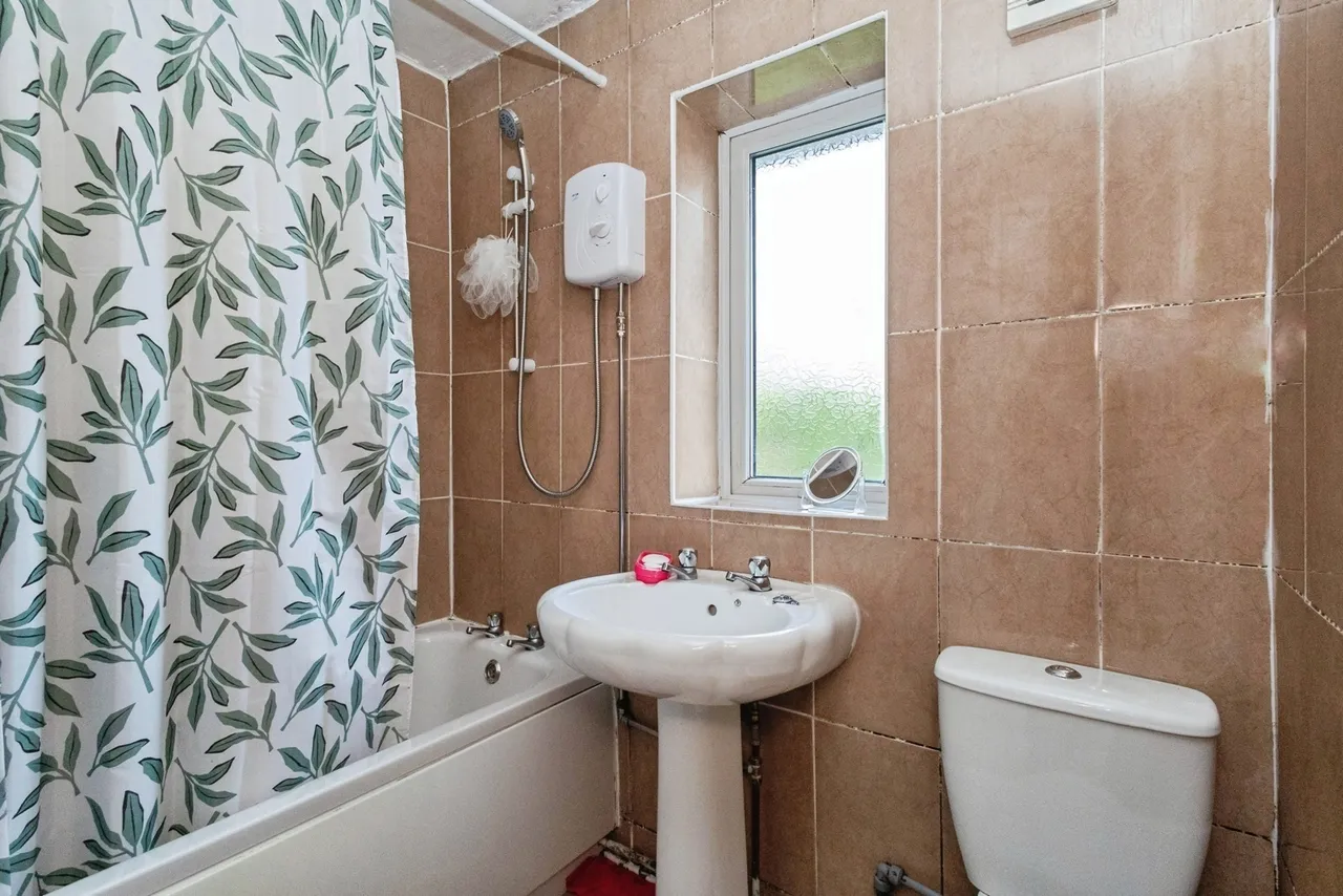 Surrey Way, Stockport, Greater Manchester, SK5, photo 15
