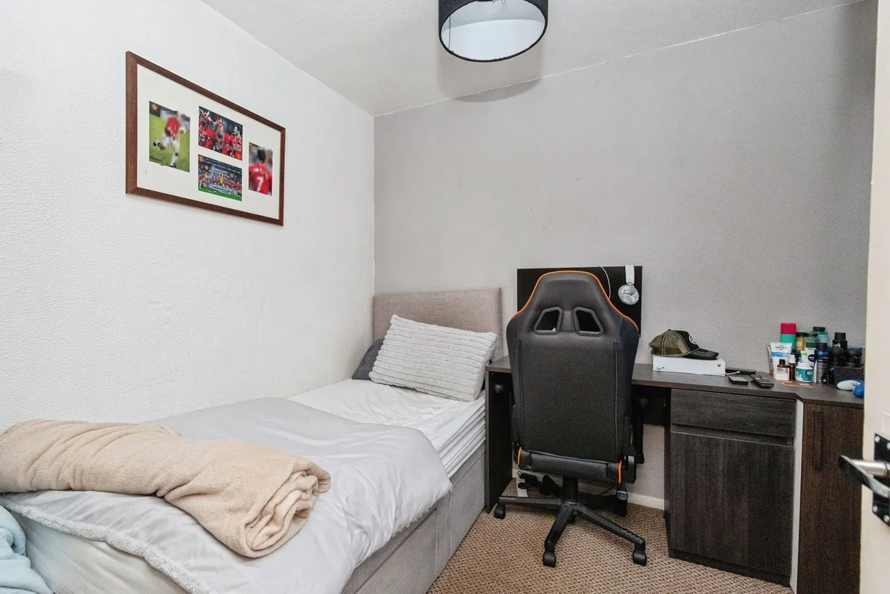 Surrey Way, Stockport, Greater Manchester, SK5, photo 7