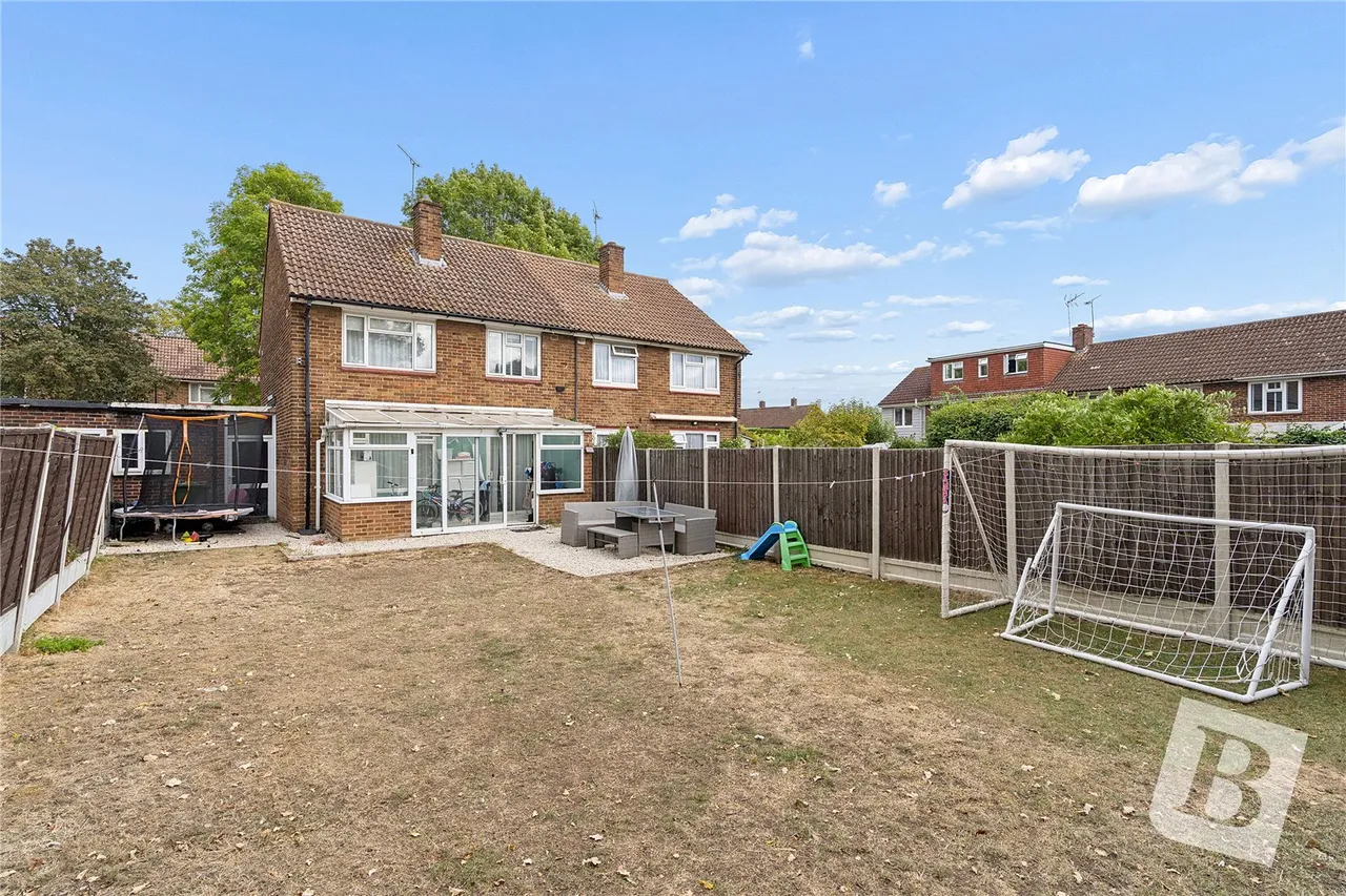 St. Peters Pavement, Basildon, SS14, photo 14