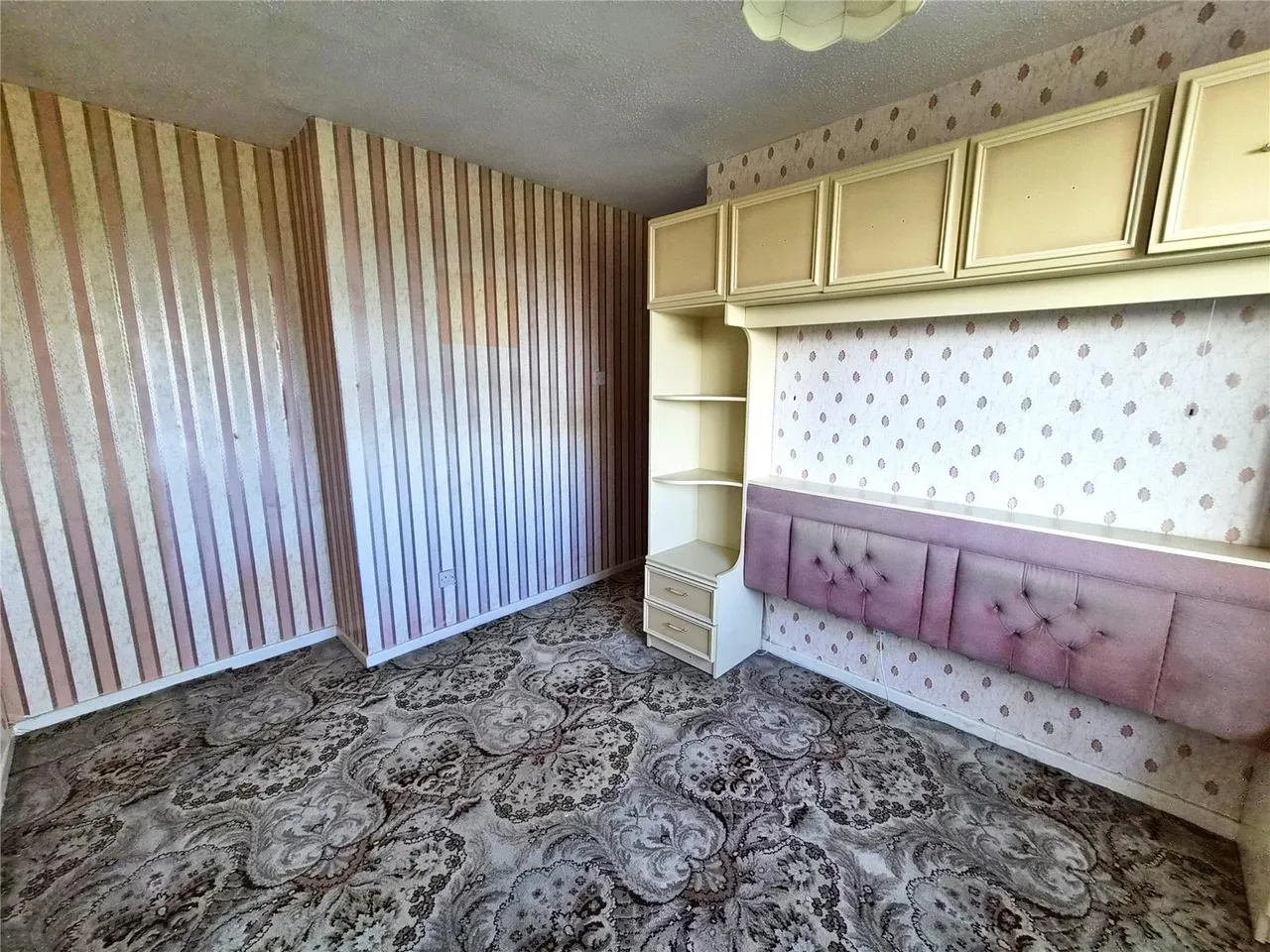 Bickerton Drive, Gwersyllt, LL11, photo 9
