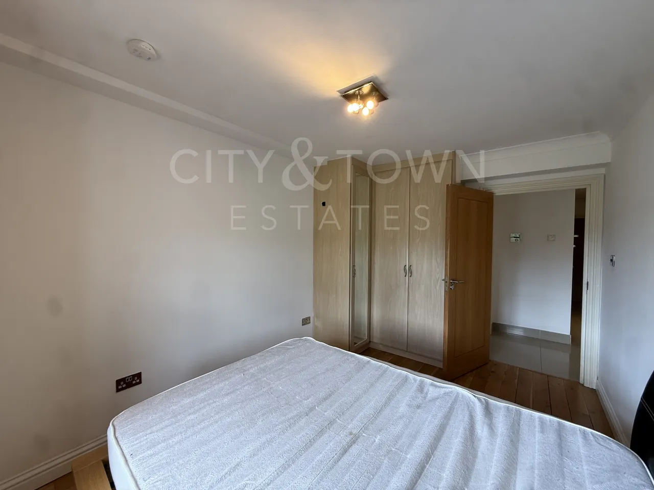 Copperfield Road, Mile End - Limehouse, E3, photo 10