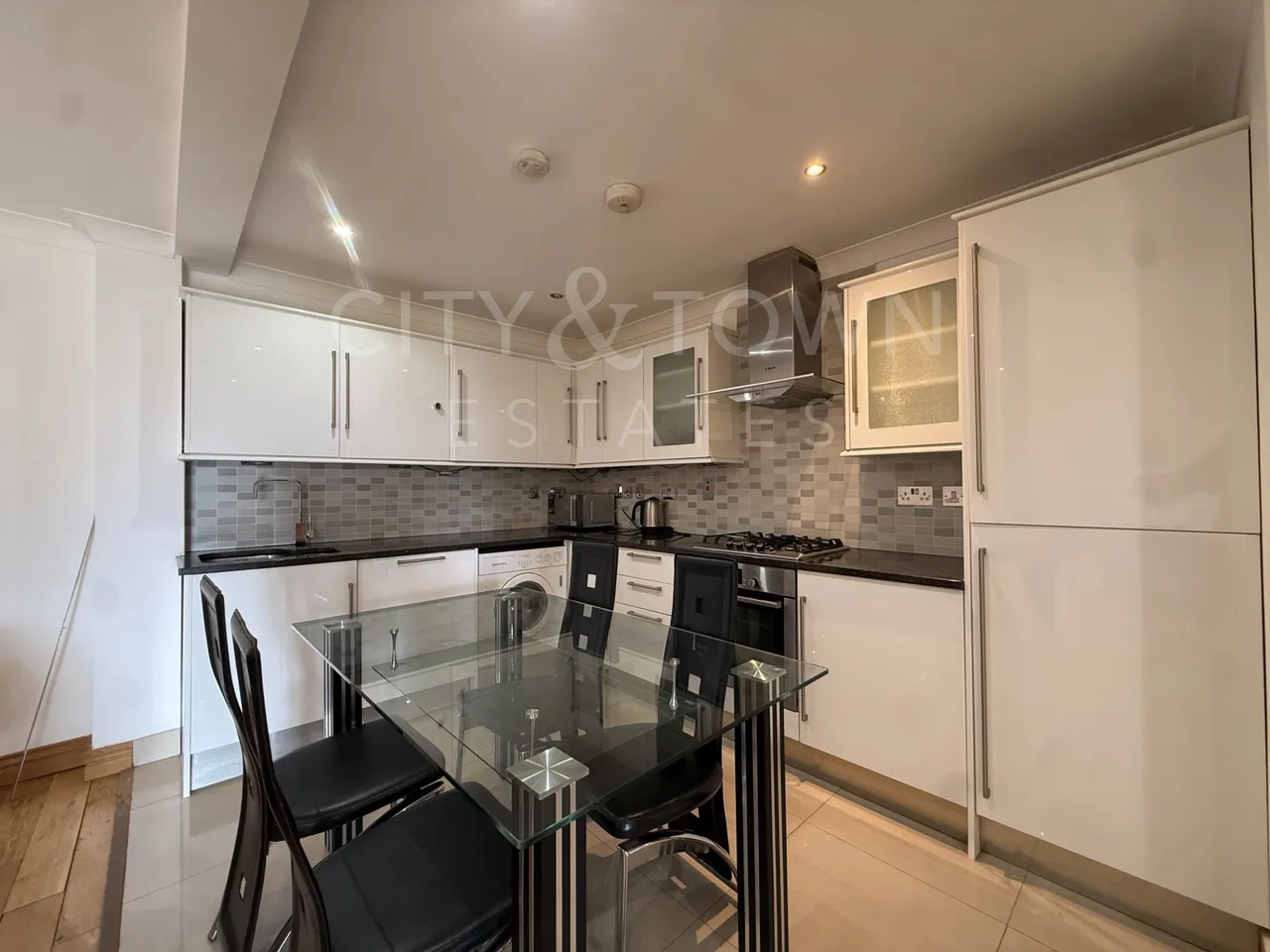 Copperfield Road, Mile End - Limehouse, E3, photo 3