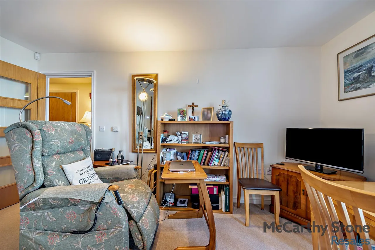 White Lion Street, Tenby, SA70, photo 5
