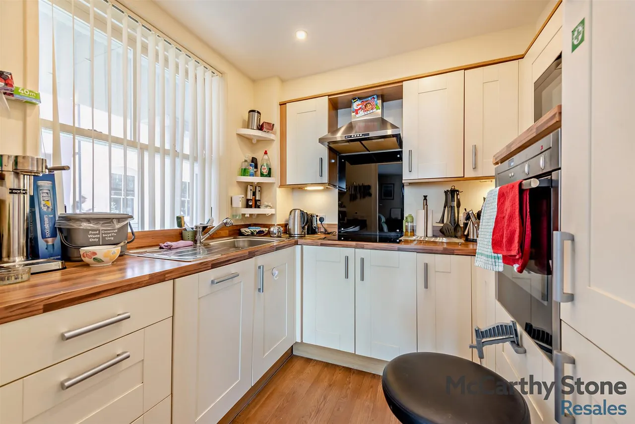 White Lion Street, Tenby, SA70, photo 10