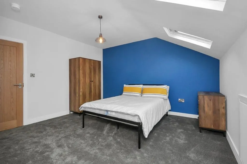 Bankfield Avenue, Victoria Park, M13, photo 8