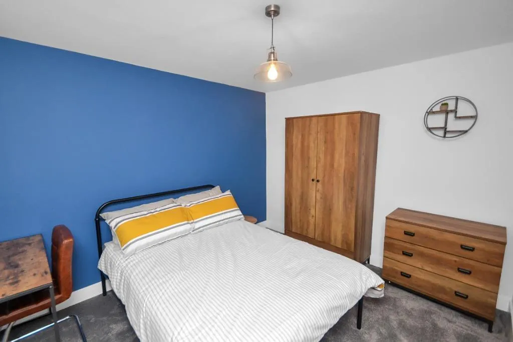 Bankfield Avenue, Victoria Park, M13, photo 5