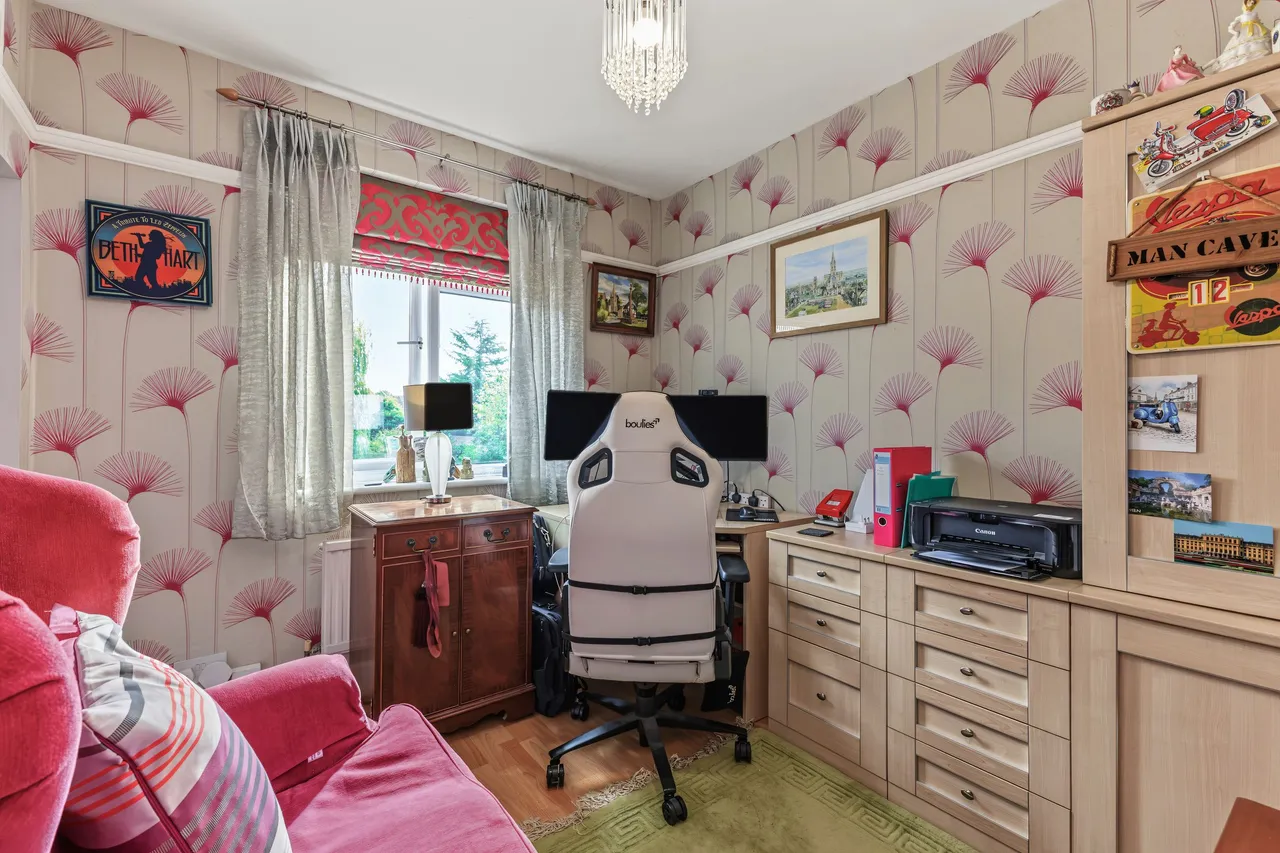 Cheltenham Road, Evesham, WR11, photo 21