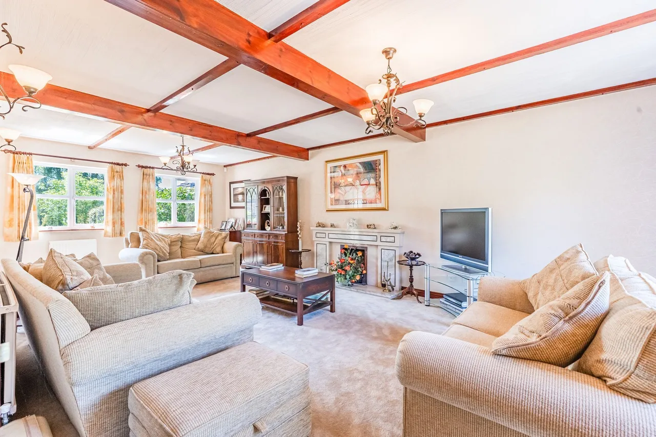 Four Bedroom Detached Home in Congham, photo 3