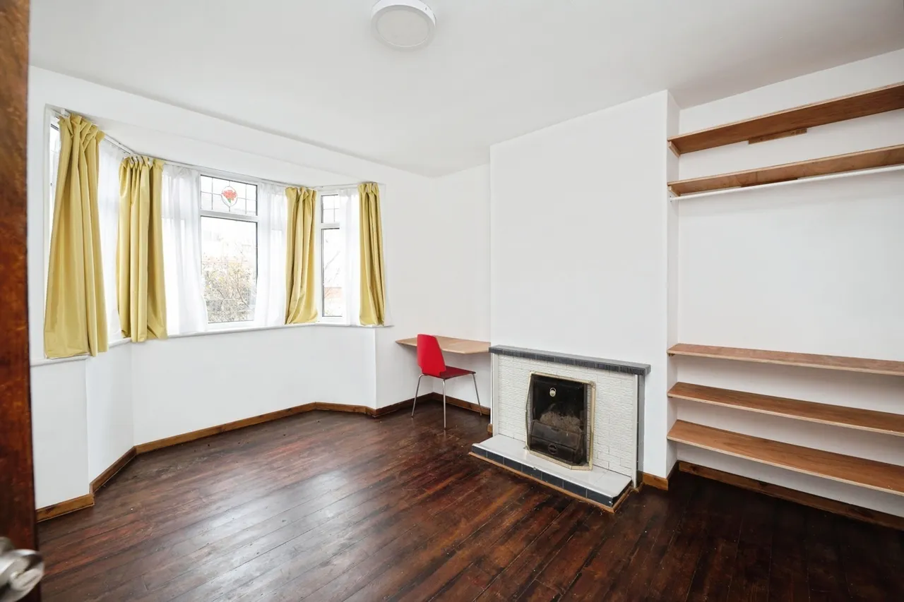 Strathmore Gardens, Hornchurch, RM12, photo 20