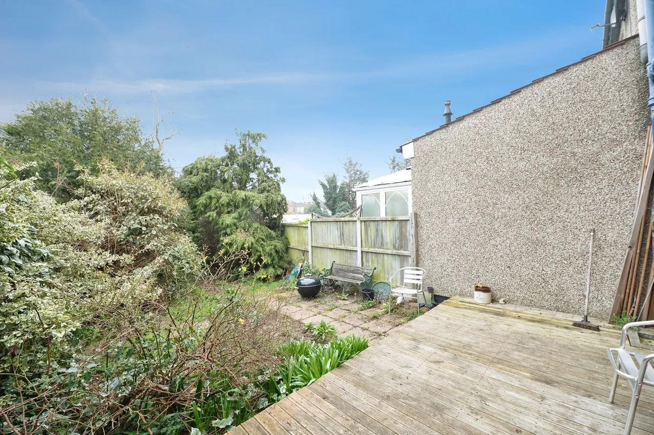 Strathmore Gardens, Hornchurch, RM12, photo 12