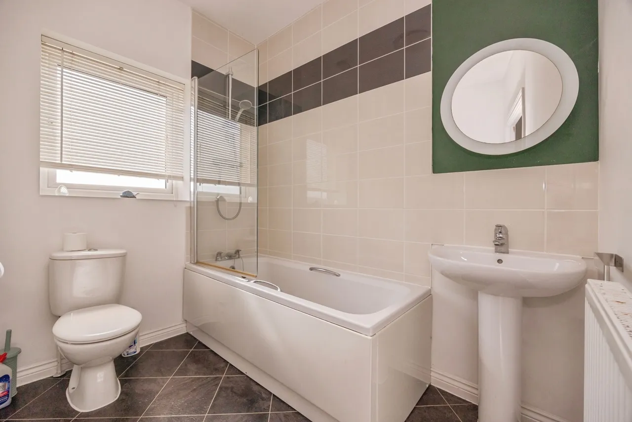 Darnel Crescent, Waterlooville, PO7, photo 17