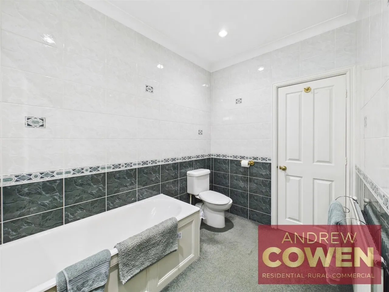 The Crescent, Scarborough, YO11, photo 15