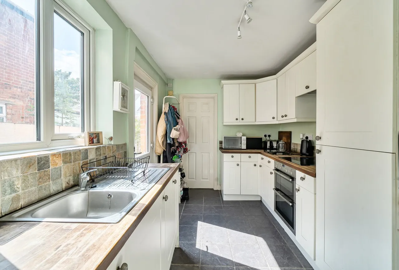 Alstone Avenue, Cheltenham, GL51 8EJ, photo 5