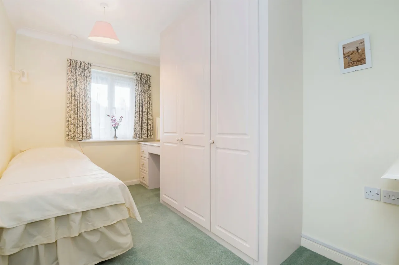 Sharon Road, West End, Southampton, photo 12