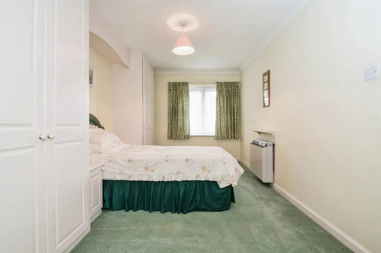 Sharon Road, West End, Southampton, photo 11