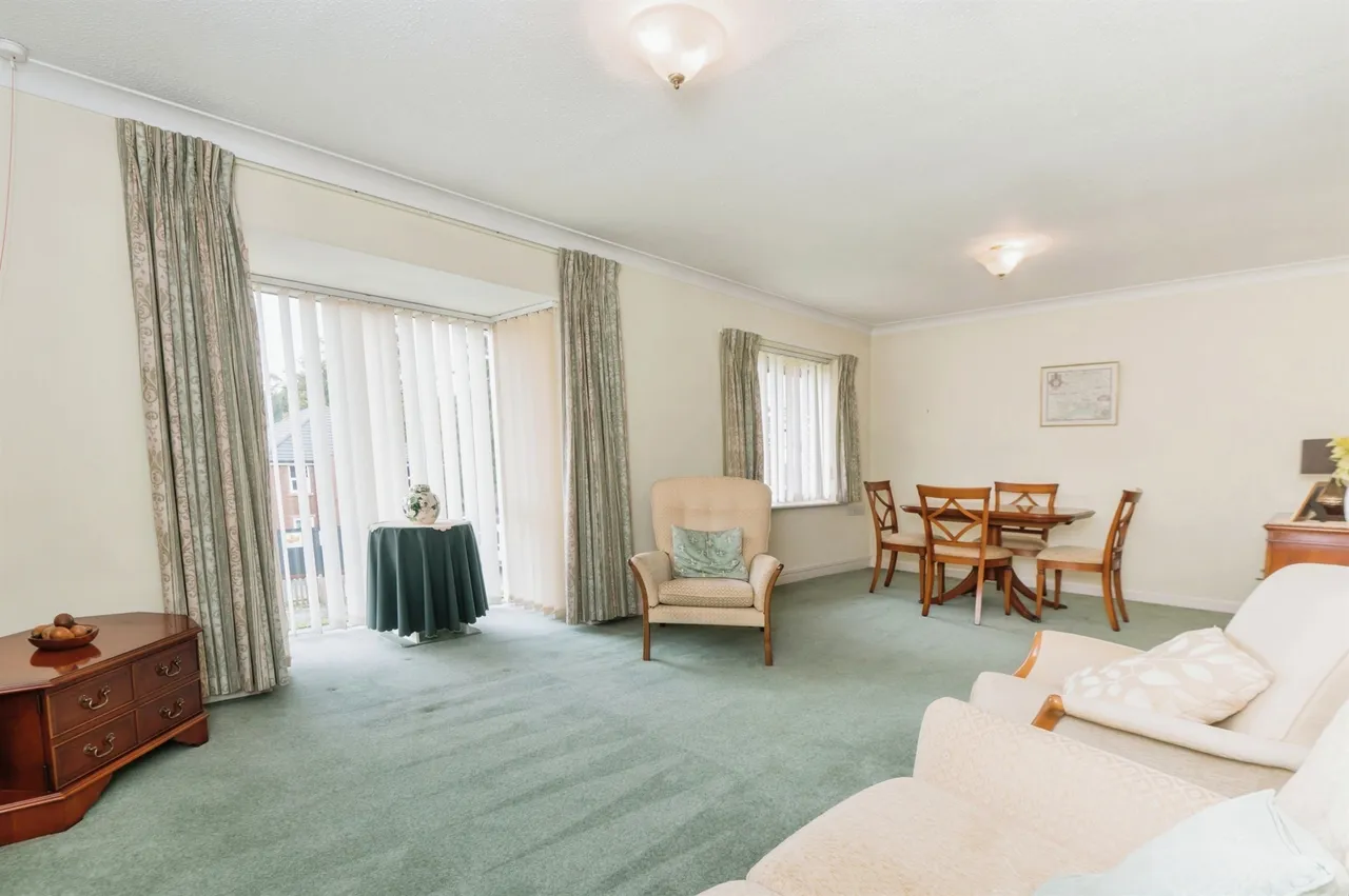 Sharon Road, West End, Southampton, photo 5