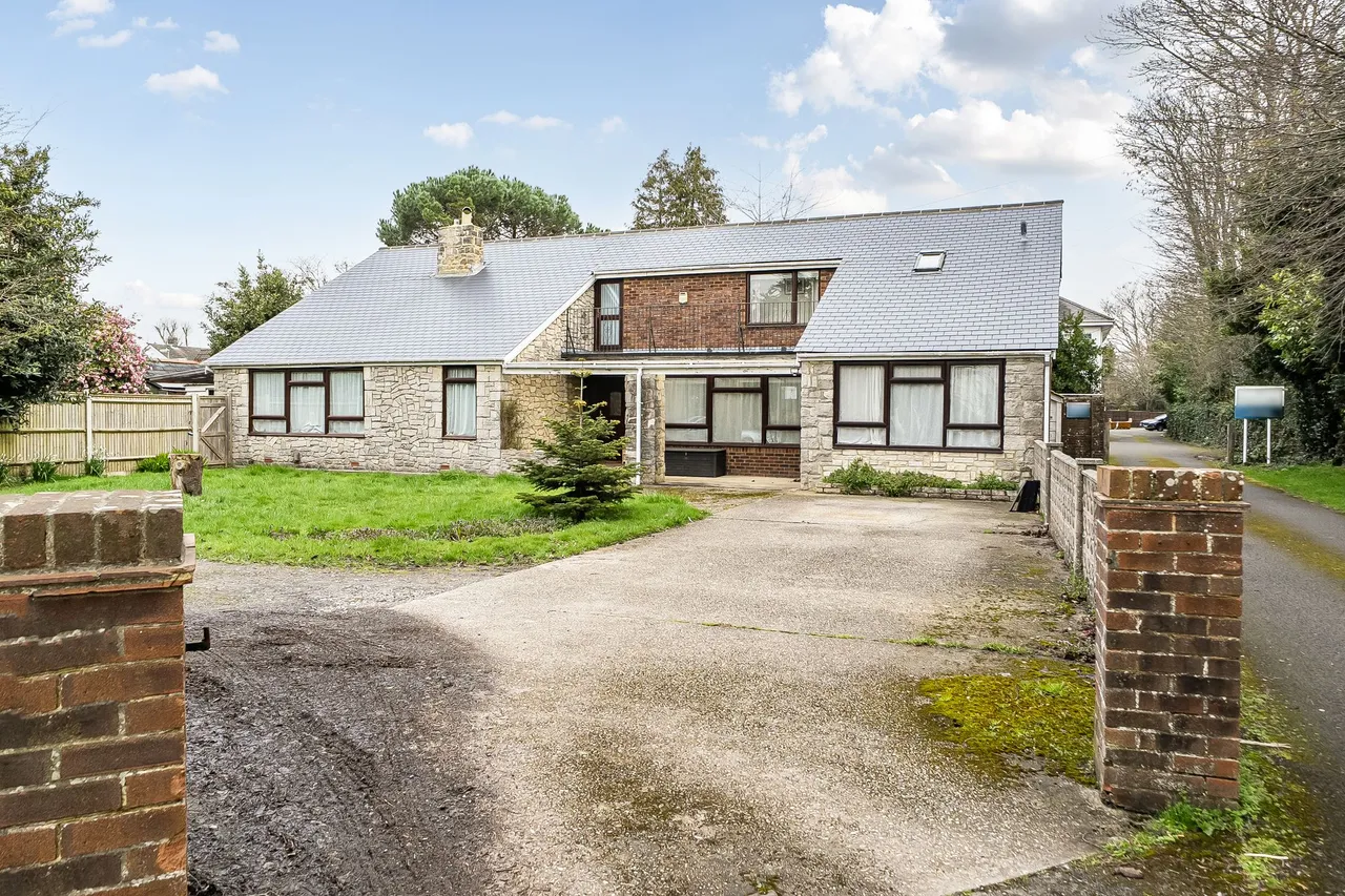 5 bed property for sale, Havant Road, Emsworth, PO10