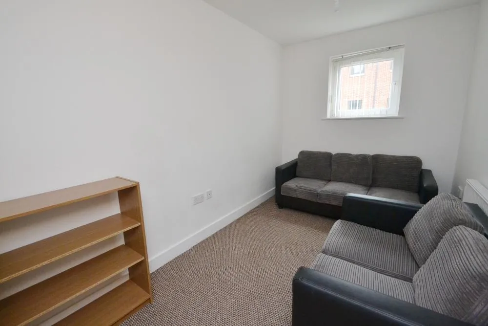 Plymouth View, Manchester, M13, photo 6