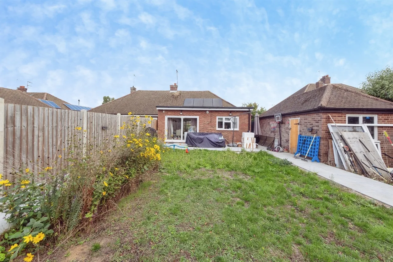 Shenley Road, Bletchley, MK3, photo 13