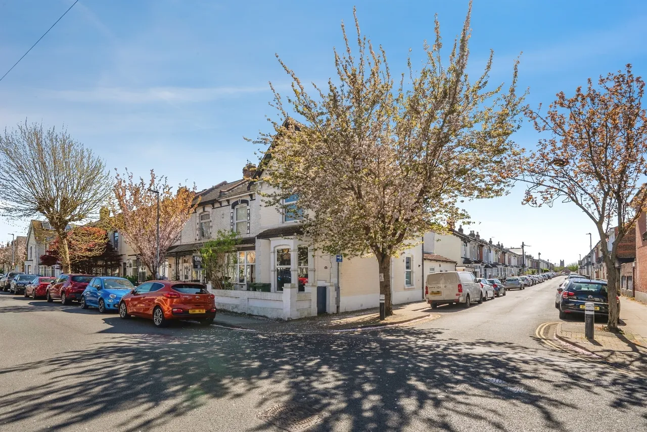 Laburnum Grove, Portsmouth, PO2, photo 18