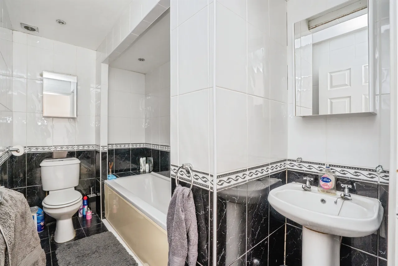 Laburnum Grove, Portsmouth, PO2, photo 15