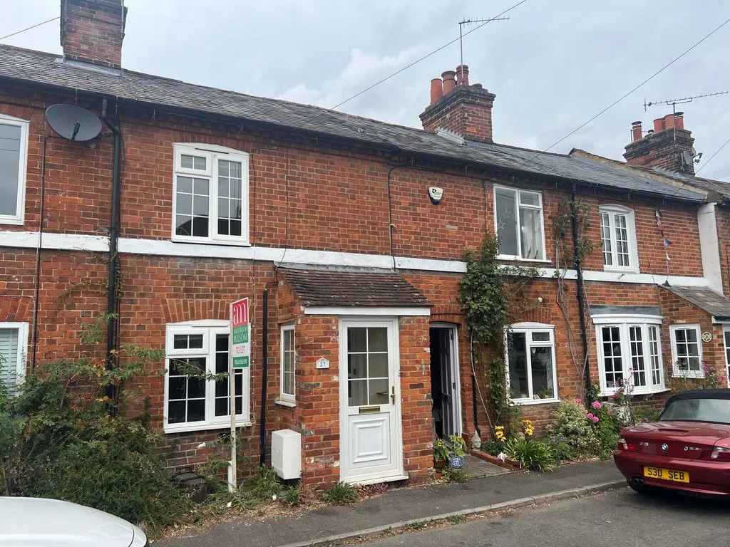 2 bed house to rent — South Place, Marlow SL7 1PY