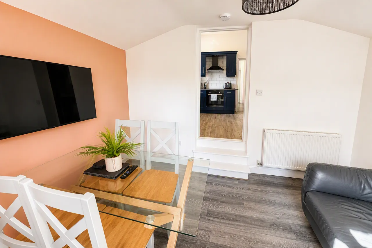 Caerau Road, Newport, NP20, photo 2