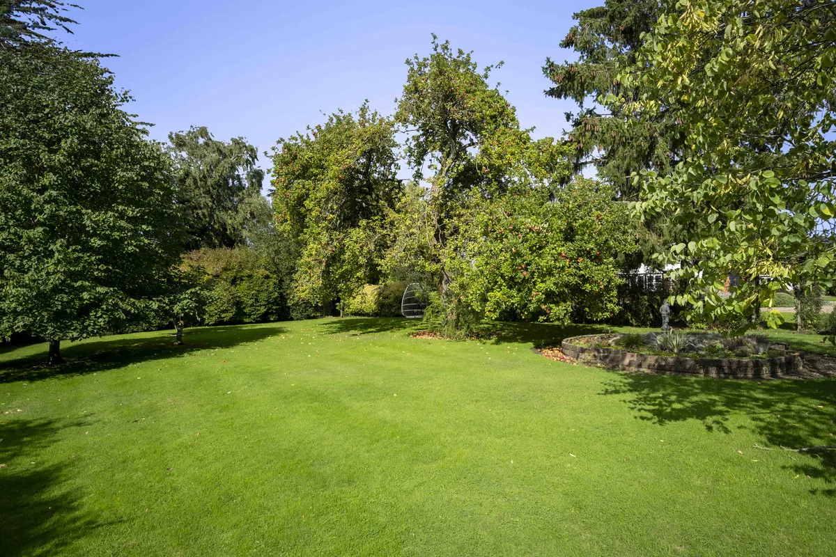 Pottersheath Road, Welwyn, AL6, photo 18