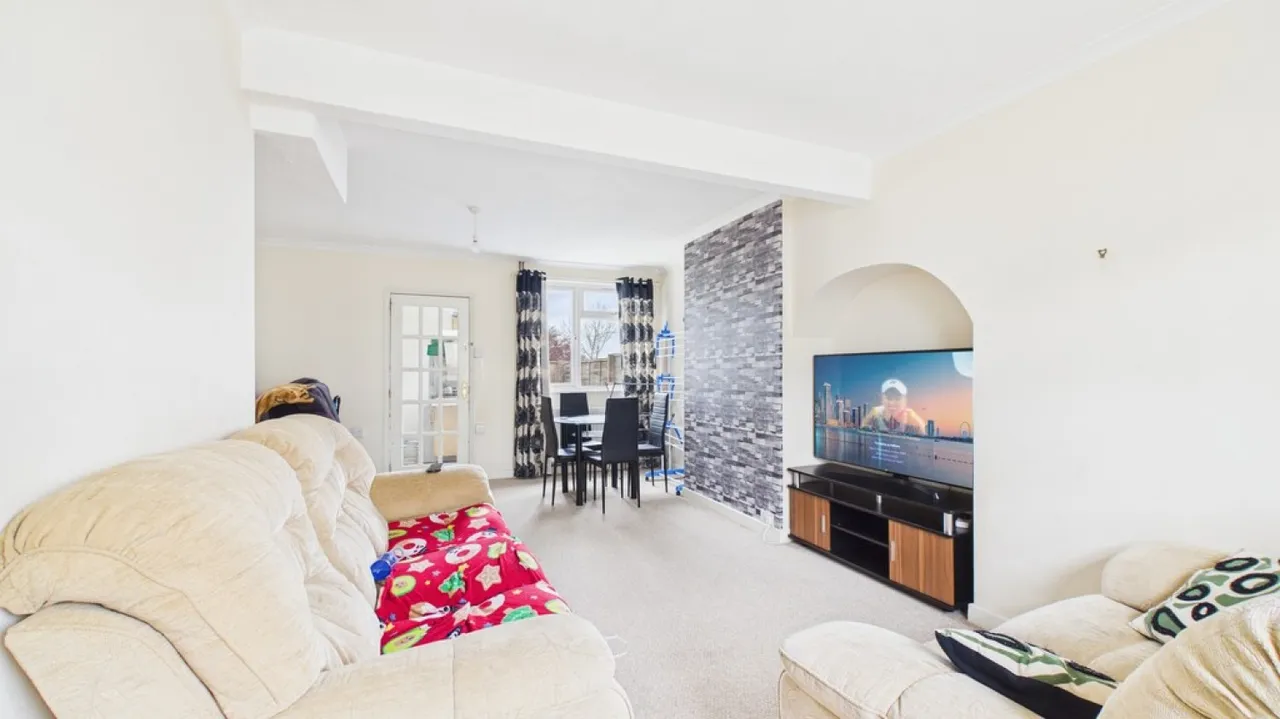 New Cheveley Road, Newmarket, Suffolk, photo 2