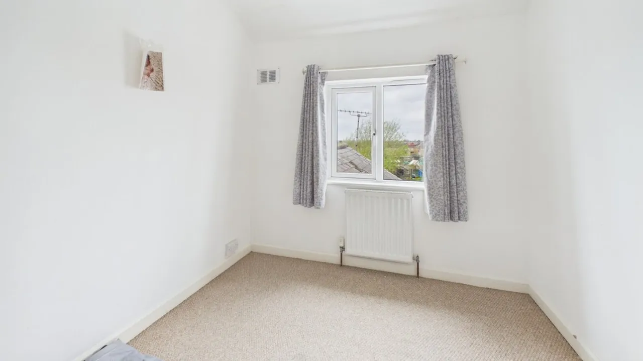 New Cheveley Road, Newmarket, Suffolk, photo 6