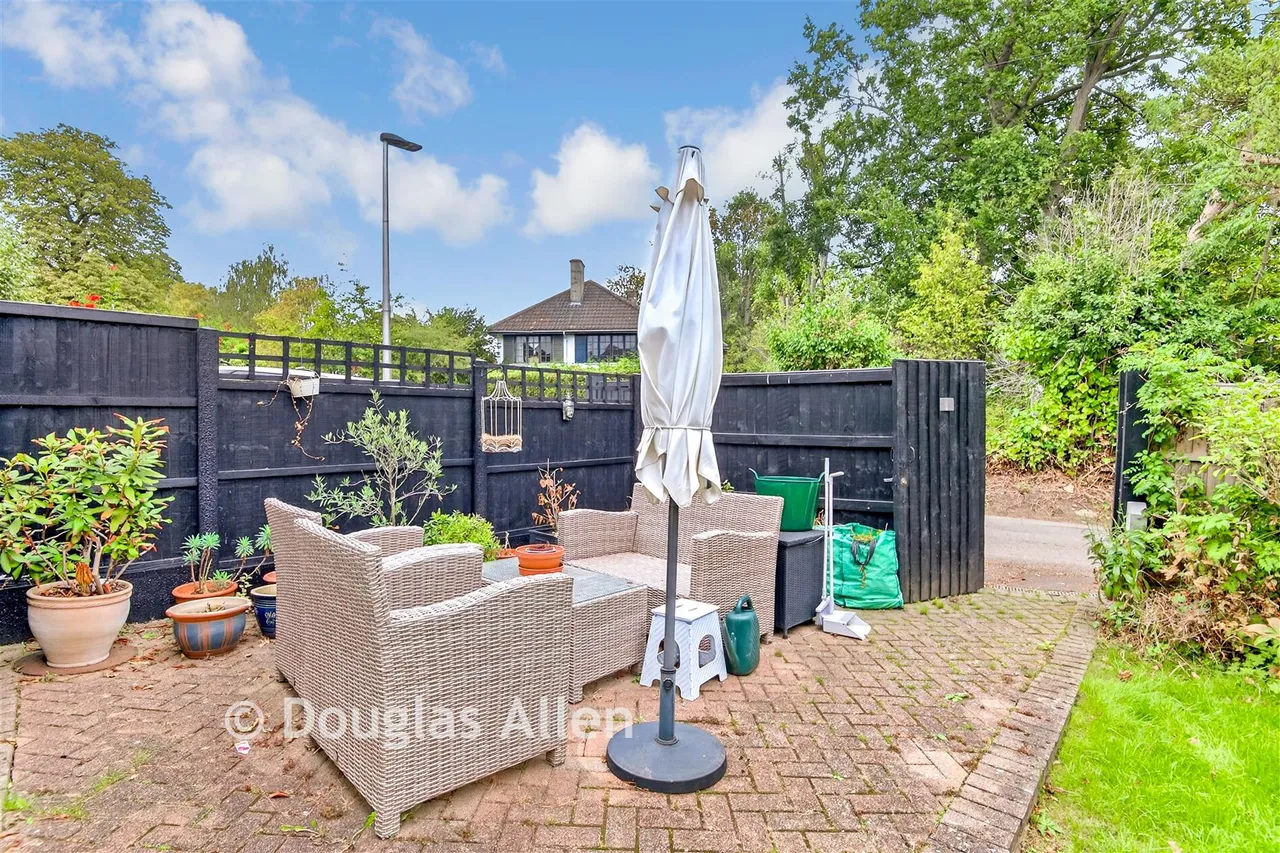 Chestnut Walk, Woodford Green, IG8, photo 15