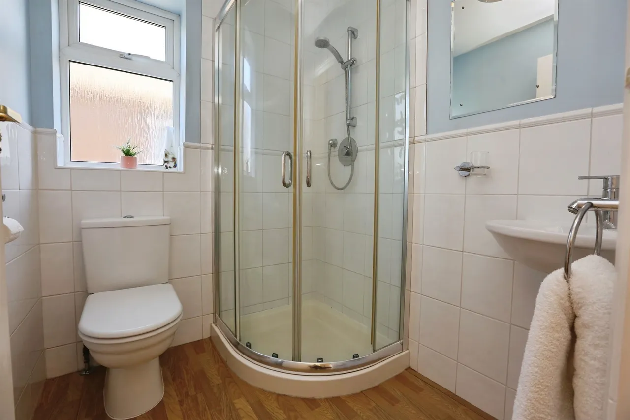 Tudor Gardens, Hedge End, SO30, photo 22