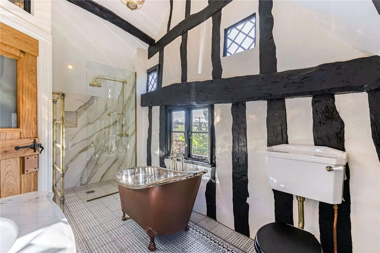 Luffenhall, Cromer, Hertfordshire, SG2 7PX, photo 11