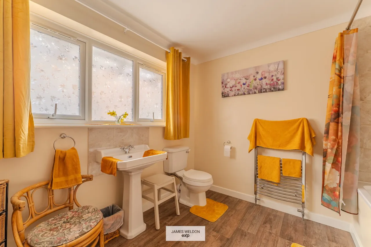 Duncan Road, New Milton, BH25, photo 17