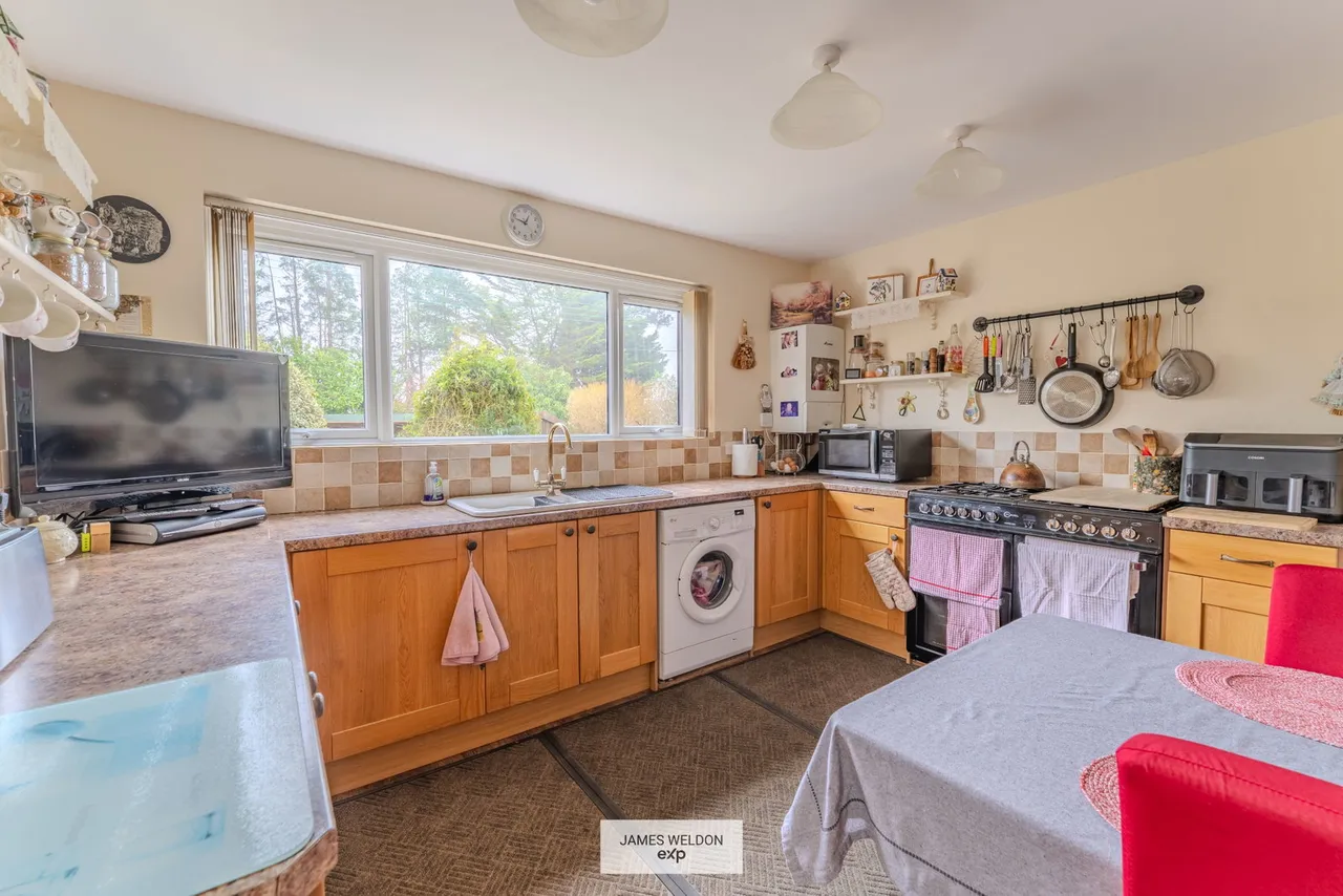Duncan Road, New Milton, BH25, photo 5