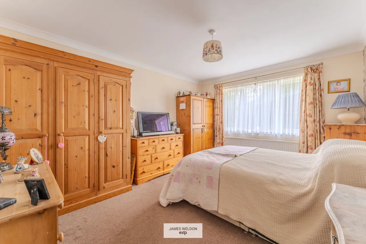 Duncan Road, New Milton, BH25, photo 6