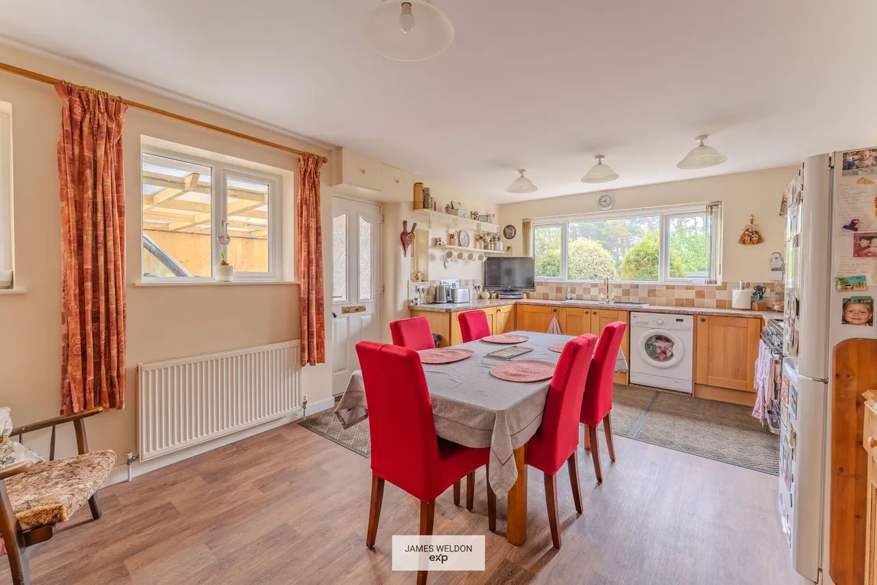 Duncan Road, New Milton, BH25, photo 2