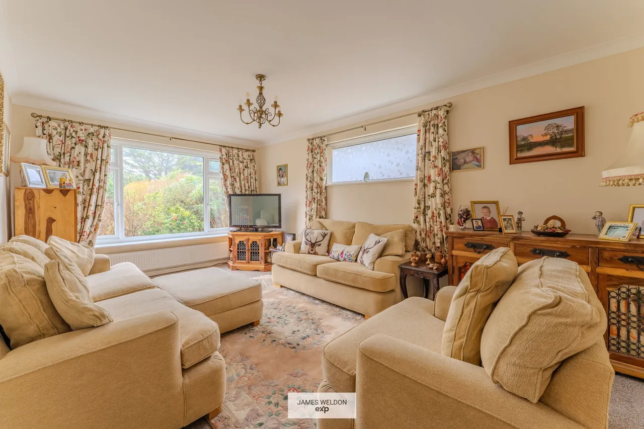 Duncan Road, New Milton, BH25, photo 3