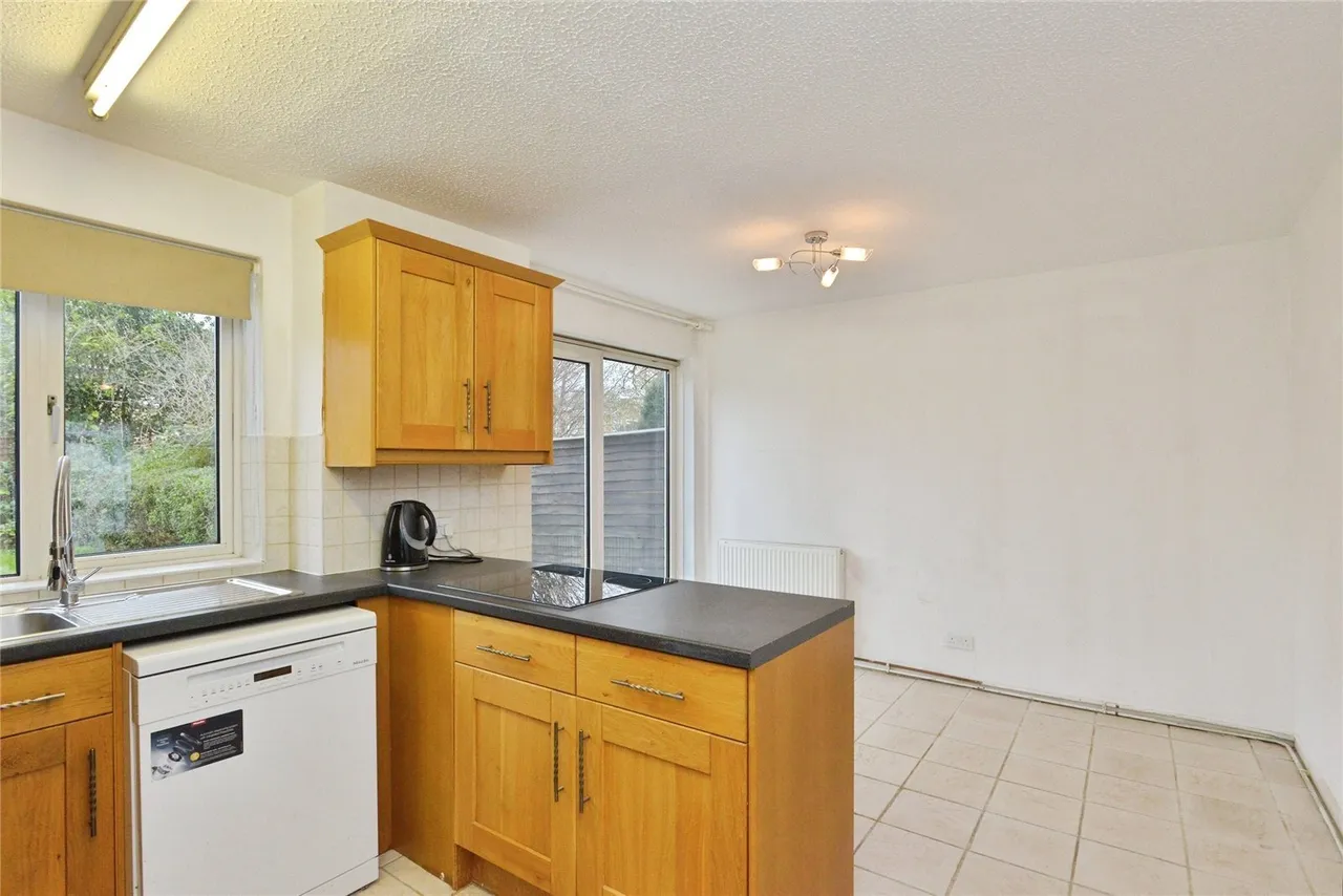Pentlands, Fullers Slade, Milton Keynes, Buckinghamshire, MK11, photo 8