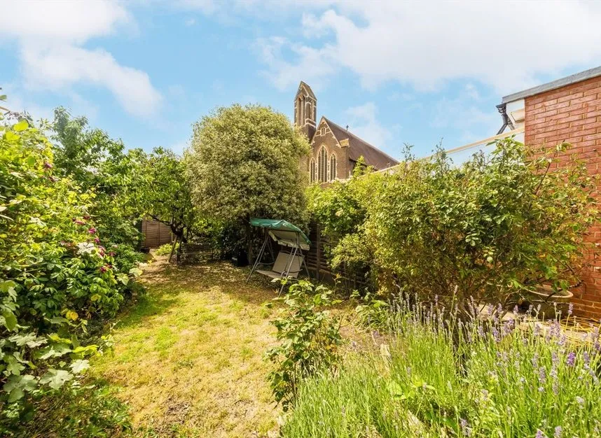 St. Barnabas Road, Tooting, CR4, photo 3