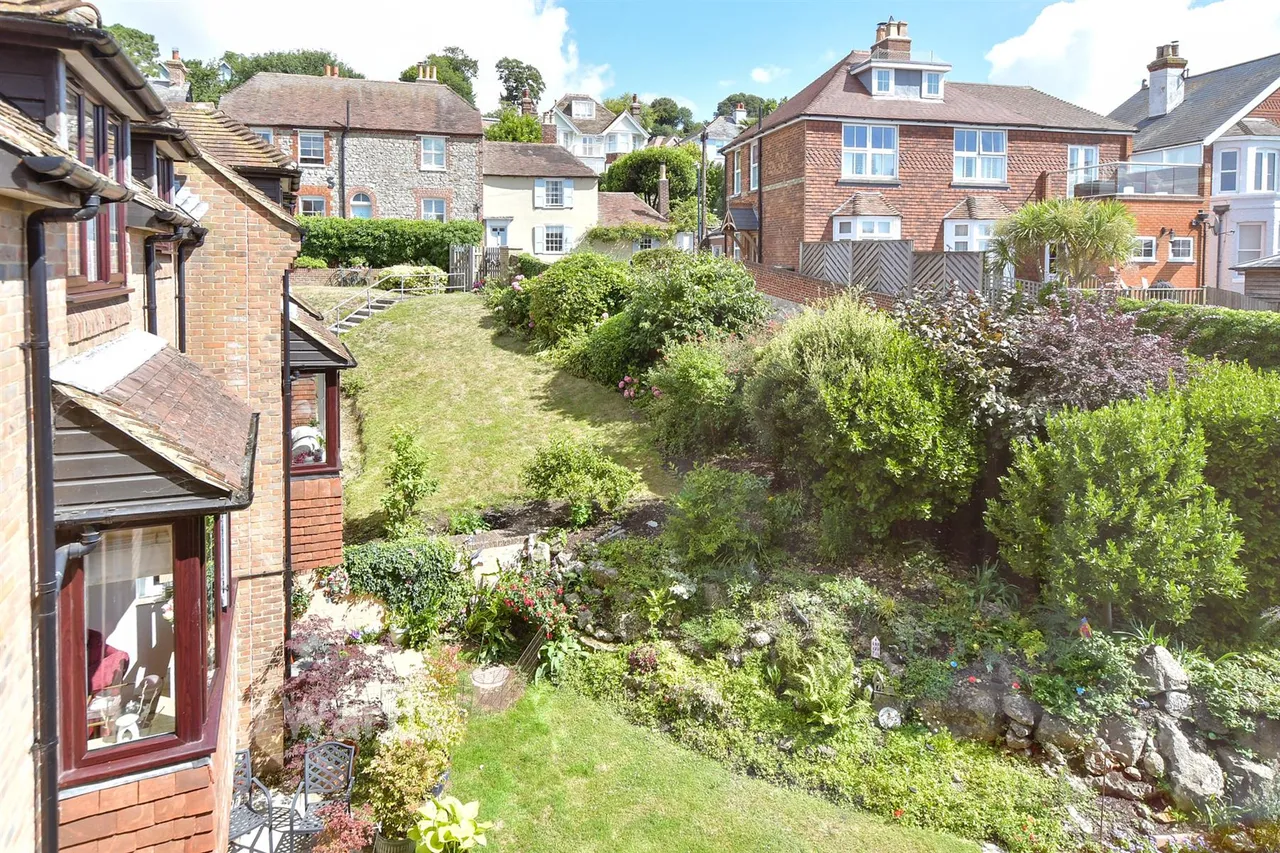 Bartholomew Street, Hythe, CT21, photo 3