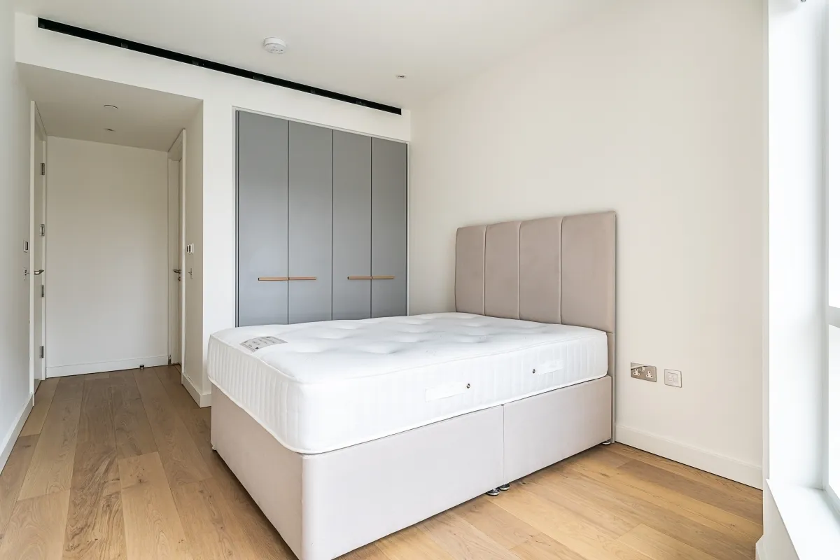 Prospect Way, London, SW11, photo 15