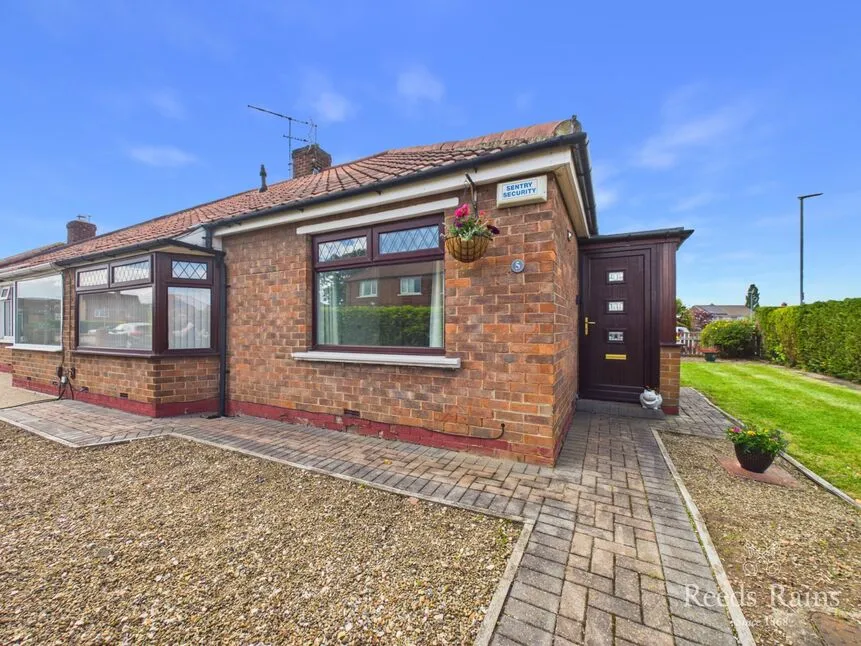 2 bed house for sale — Shannon Crescent, Stockton-on-Tees, Durham, TS19