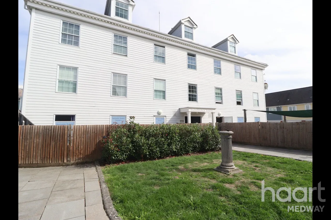 Manley Boulevard, ME6, photo 14