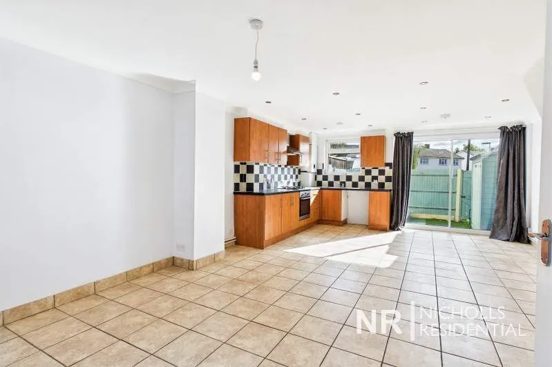 Gainsborough Road, Epsom, KT19, photo 3
