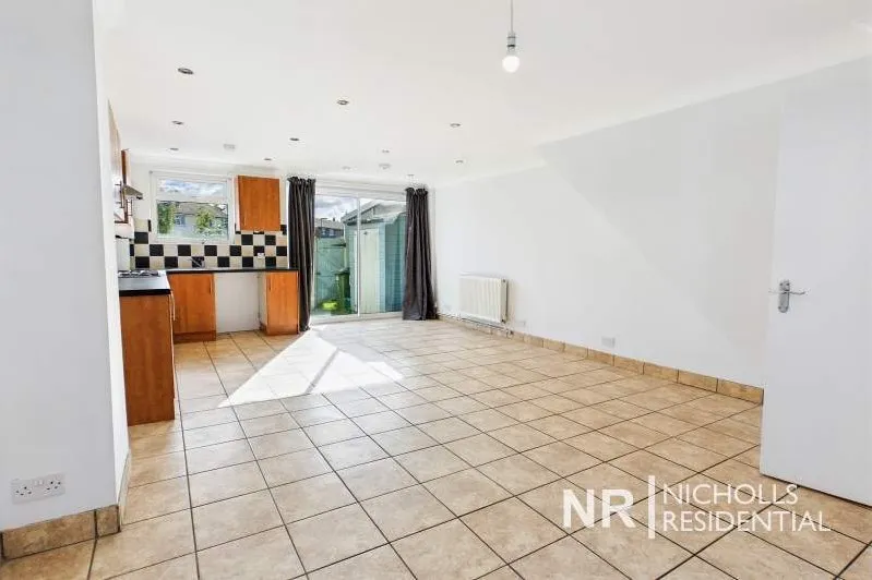 Gainsborough Road, Epsom, KT19, photo 4