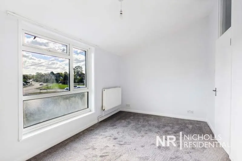Gainsborough Road, Epsom, KT19, photo 10